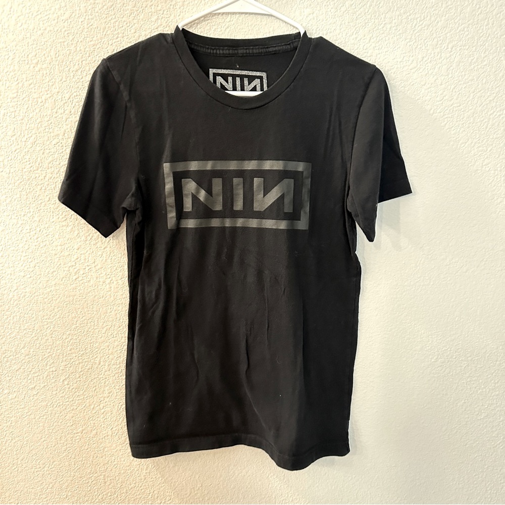💕 Moving Sale! 💕
Nine Inch Nails Shirt